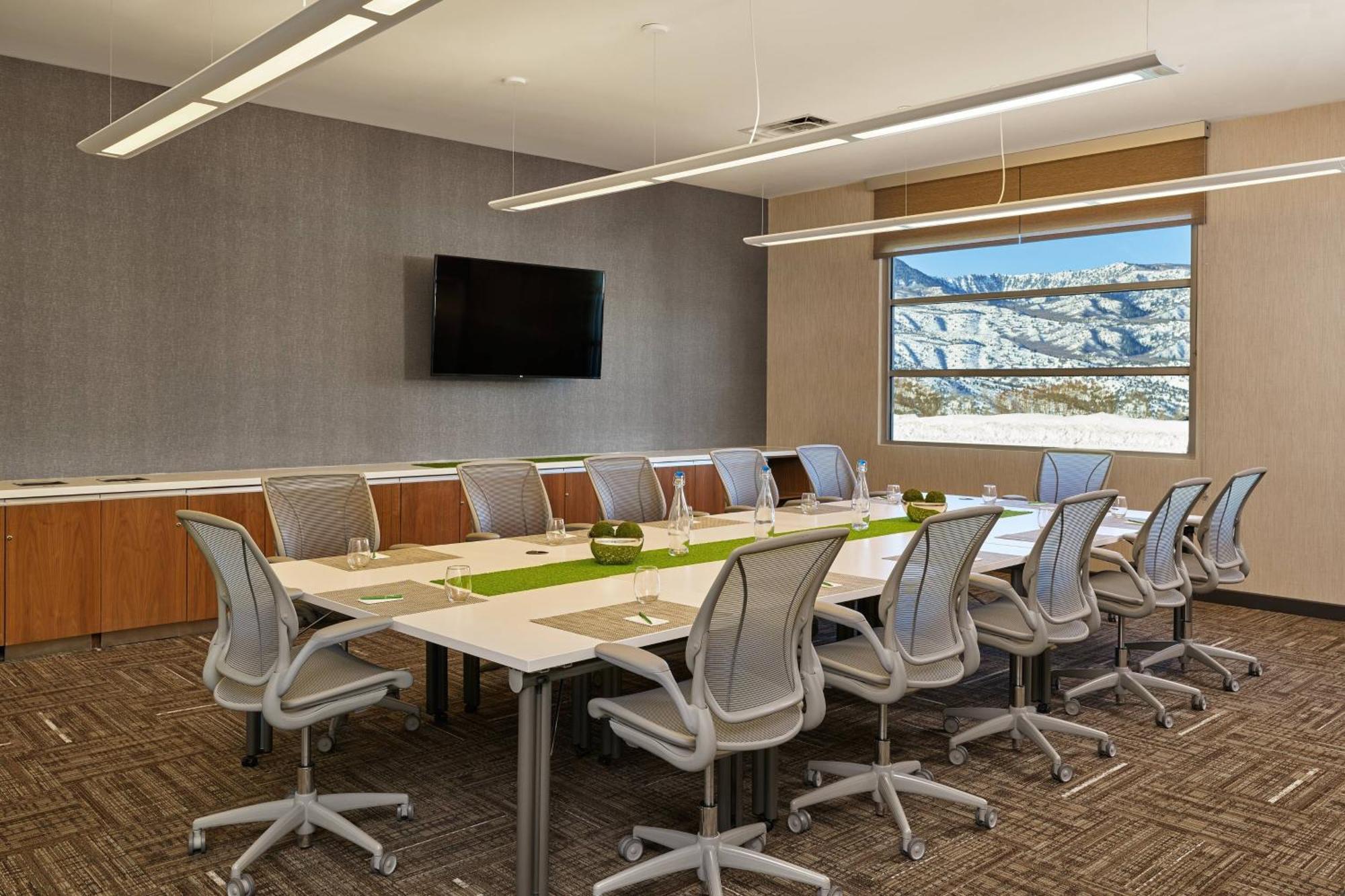 Element Basalt - Aspen Hotel Luaran gambar